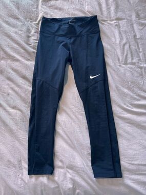 Nike BlackPerformance Leggings with shear bottoms